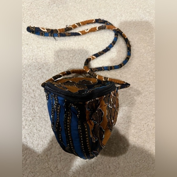 Match-ups by Natco purse. - Picture 1 of 6